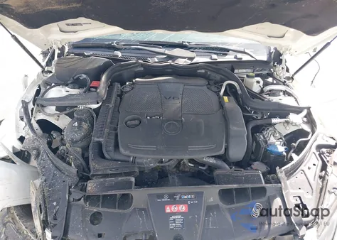 2012 Mercedes-Benz E 350 z USA, uszkodzony, nr VIN WDDKJ5KBXCF137956